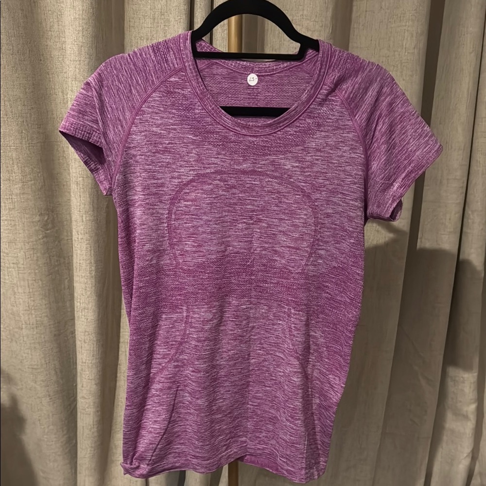 Lululemon Purple swiftly top